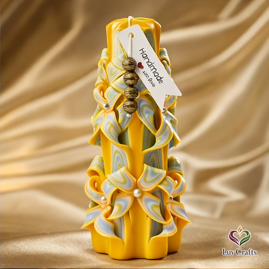 Golden Horizon Ribbons – Hand-Carved Luxury Candle (Large)
