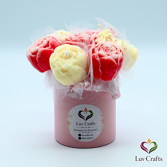 Blush Petite Bloom Box – Small Luxury Flower Candle Bouquet