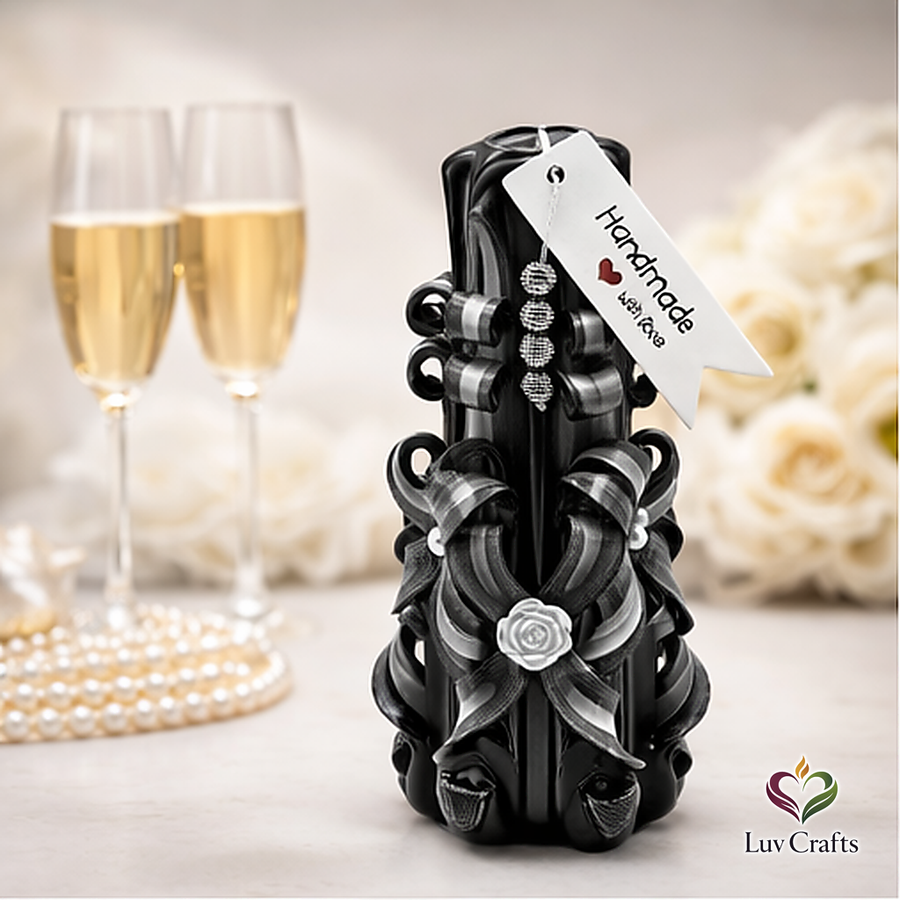 Obsidian Ivory Ribbons – Medium Hand-Carved Luxury Candle