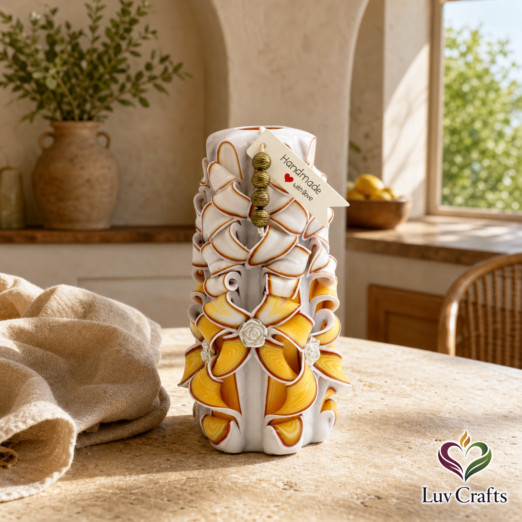 Golden Ivory Ribbons – Hand-Carved Luxury Candle