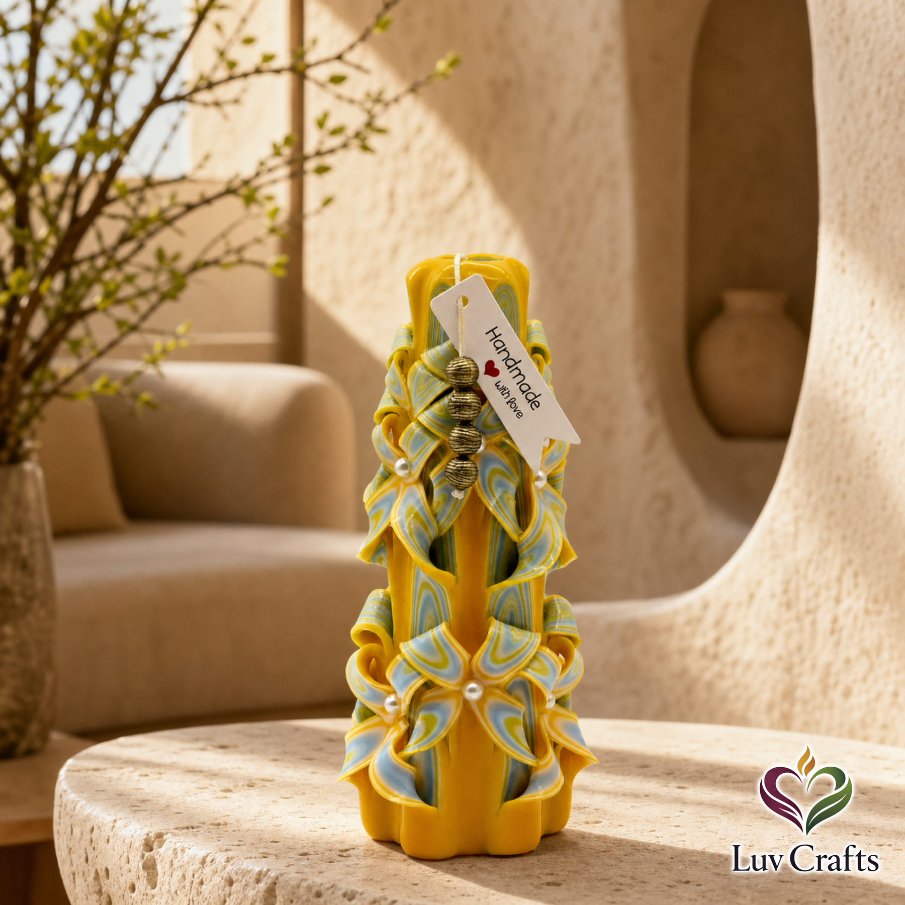 Golden Horizon Ribbons – Hand-Carved Luxury Candle (Large)