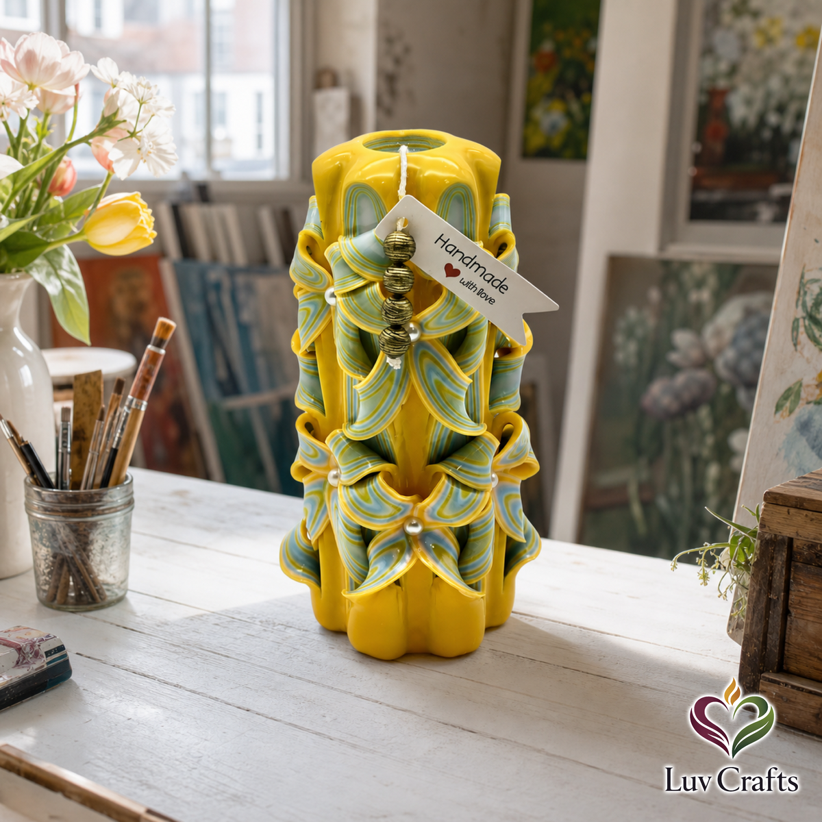 Golden Horizon Ribbons – Hand-Carved Luxury Candle (Extra Large)